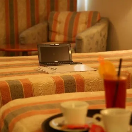 Hotel Orbita 2*