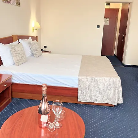 Hotel Orbita 2*