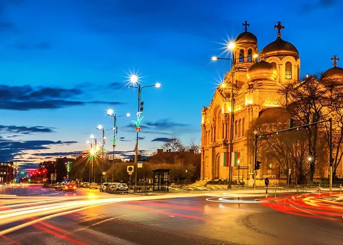 Хотел орбита 2*